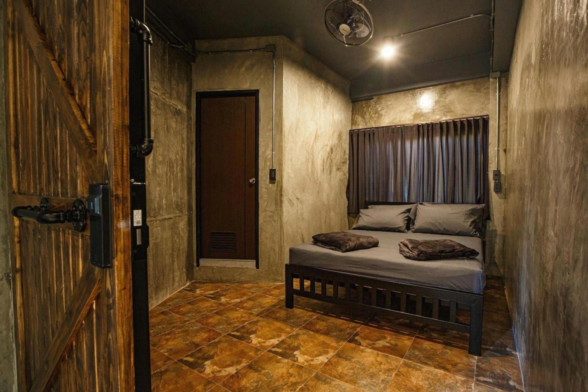 Hotel Reddoorz Episode 11 Sukhumvit Bangkok